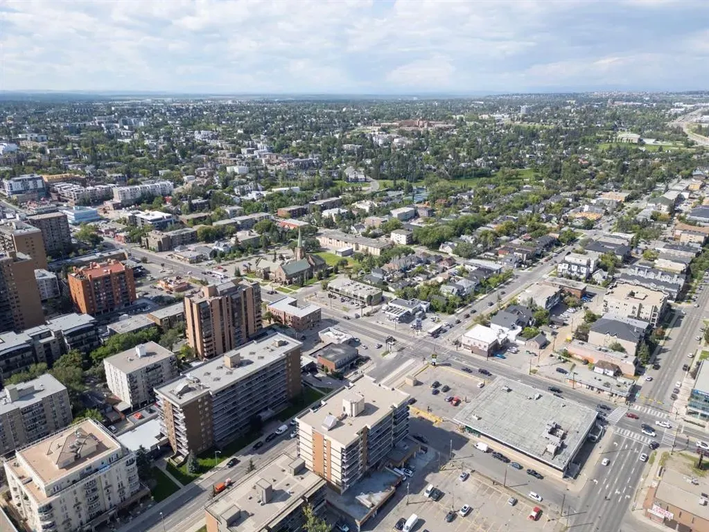 1334 12 Avenue SW, #806