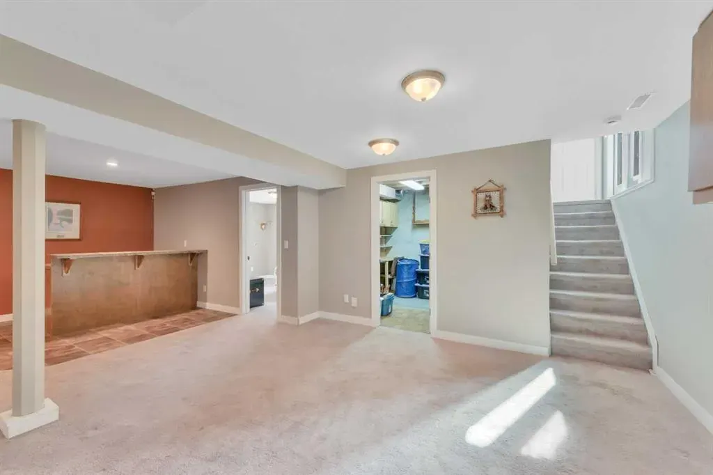 25 Odstone Green