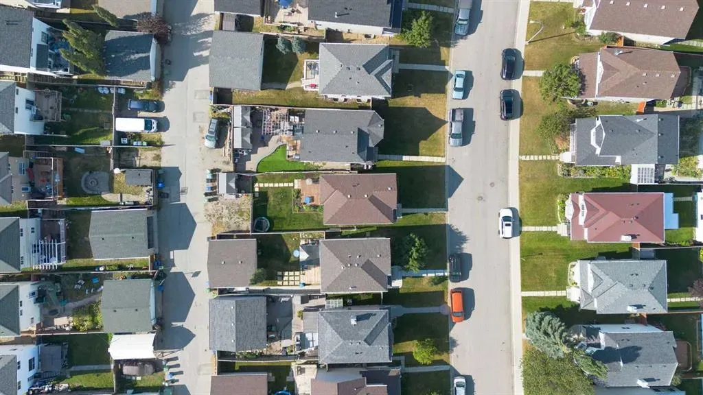 186 Citadel Acres Close NW