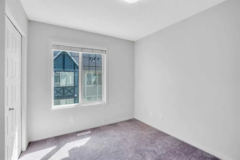 410 Nolanlake Villas NW