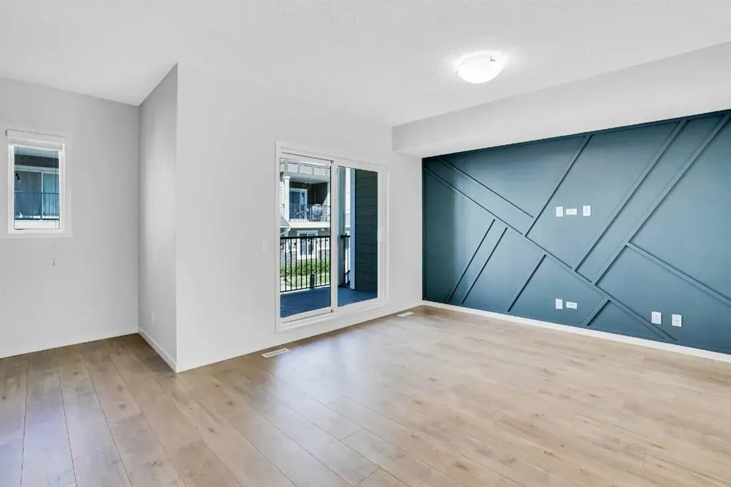 410 Nolanlake Villas NW