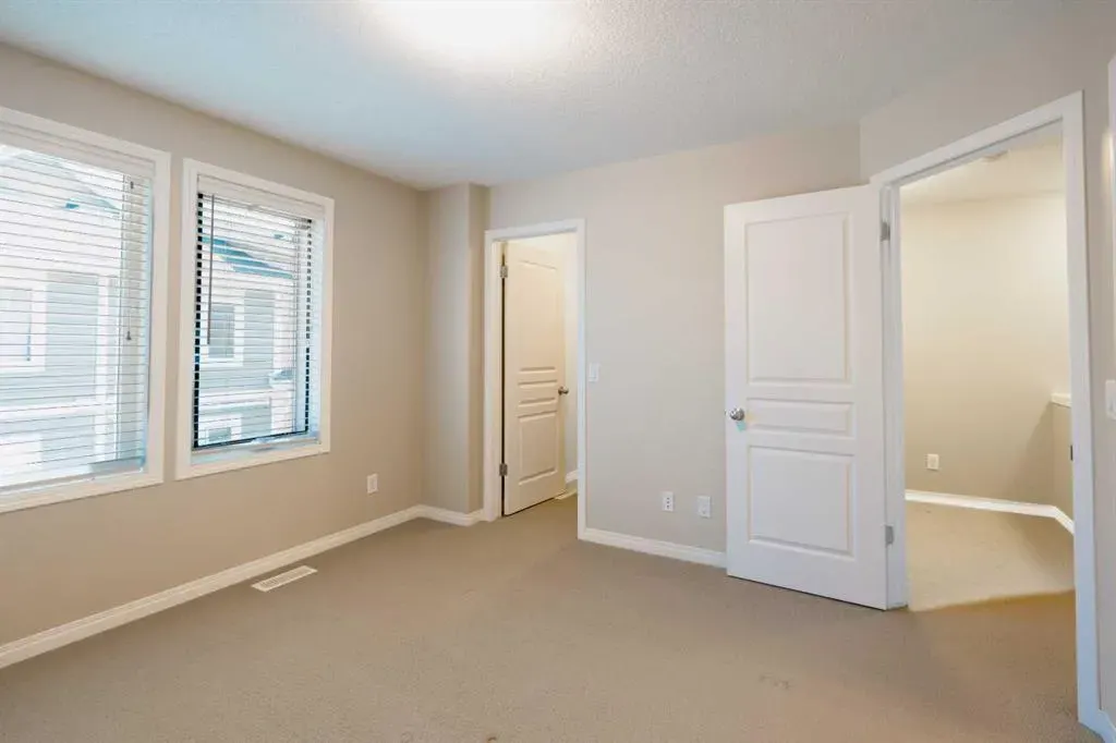 1515 Auburn Bay Square SE
