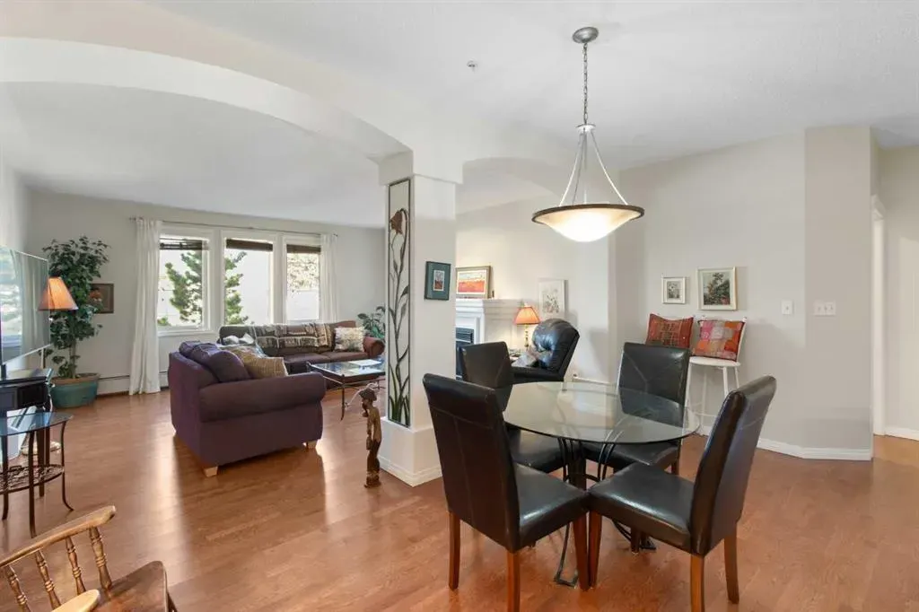 2422 Erlton Street SW, #404