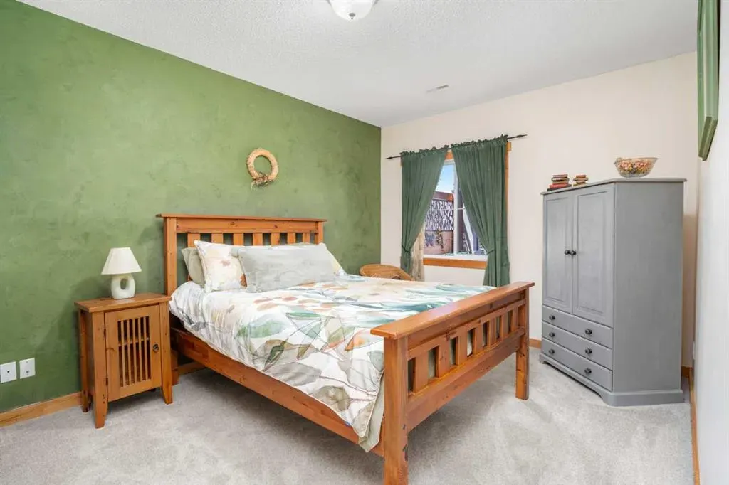 122 Hidden Creek Heights NW