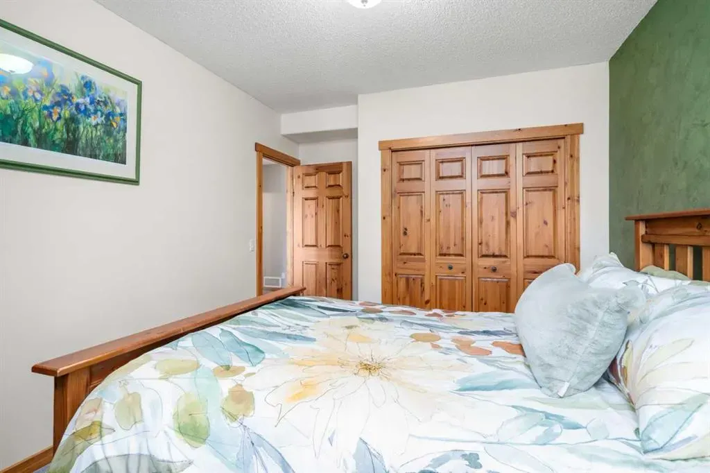 122 Hidden Creek Heights NW