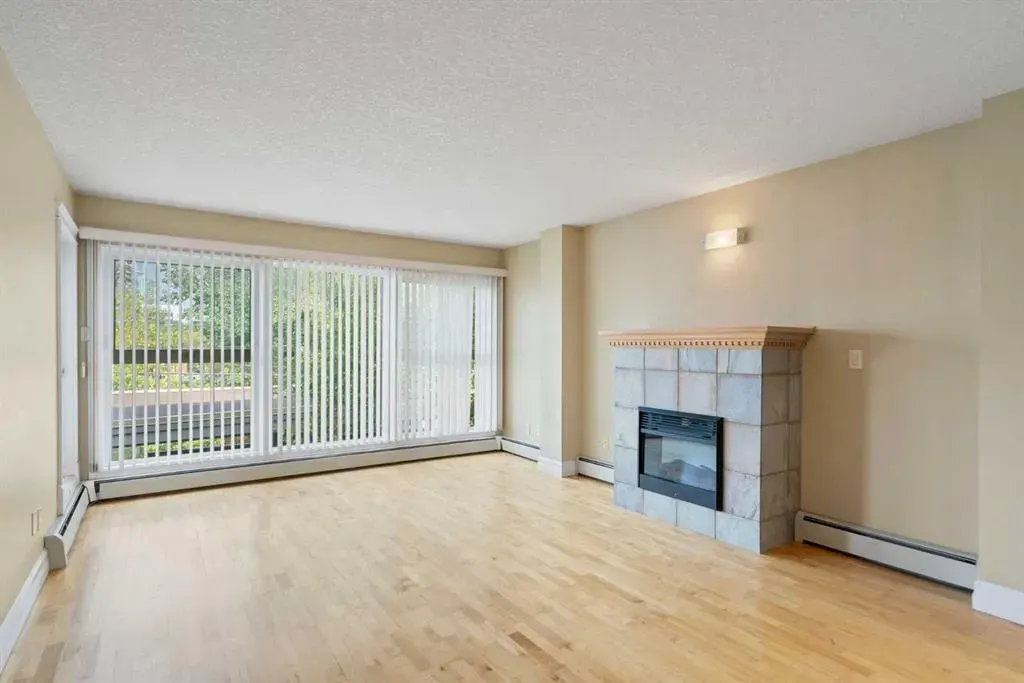 920 Royal Avenue SW, #204