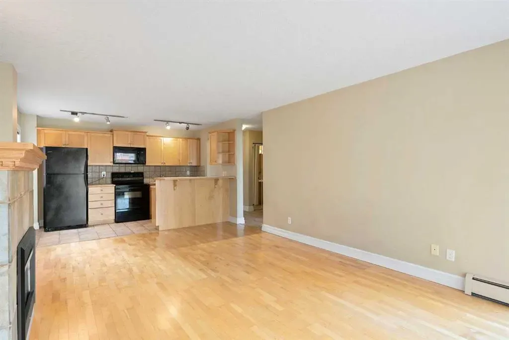 920 Royal Avenue SW, #204