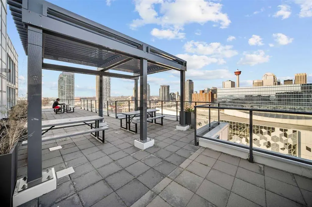 450 8 Avenue SE, #805
