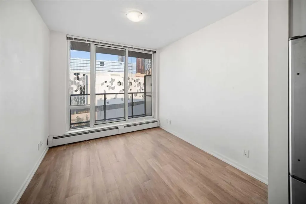 450 8 Avenue SE, #805
