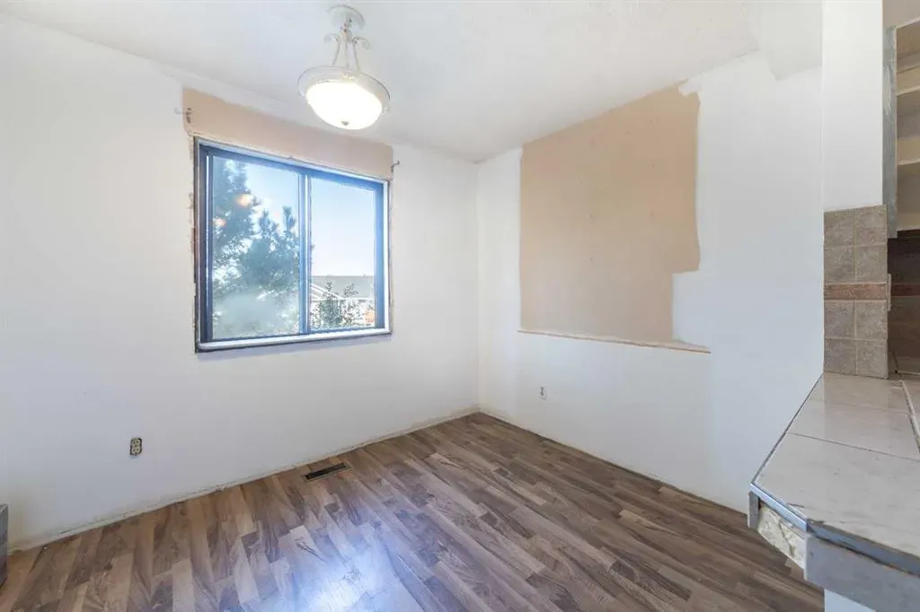 17 3 Avenue E, #7