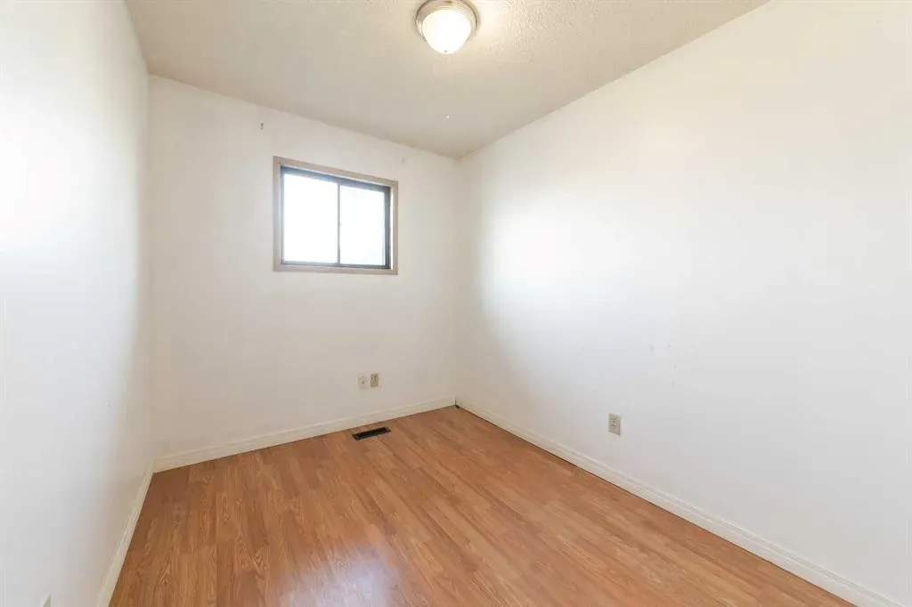 17 3 Avenue E, #7