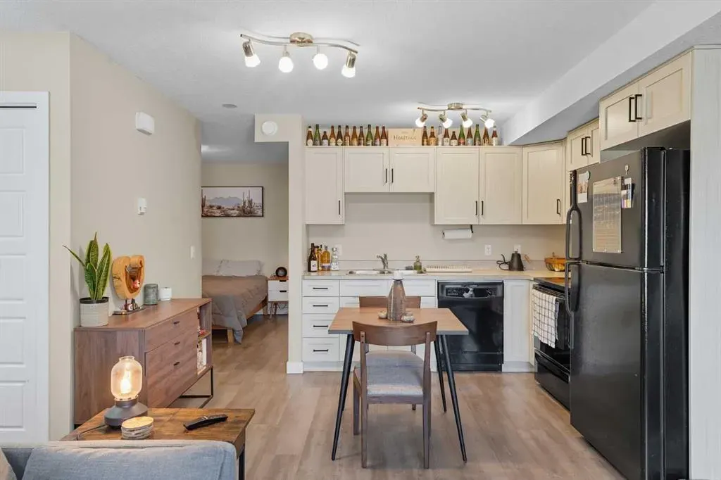 2781 Chinook Winds Drive SW, #14104