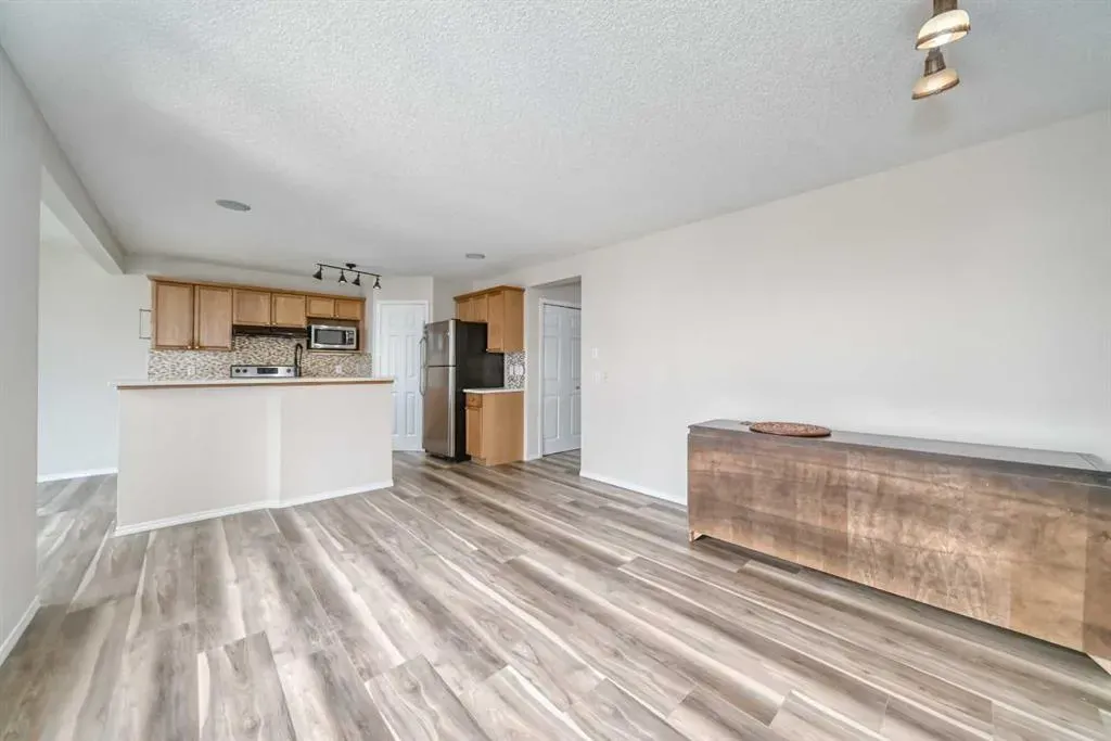 106 Saddletree Drive NE