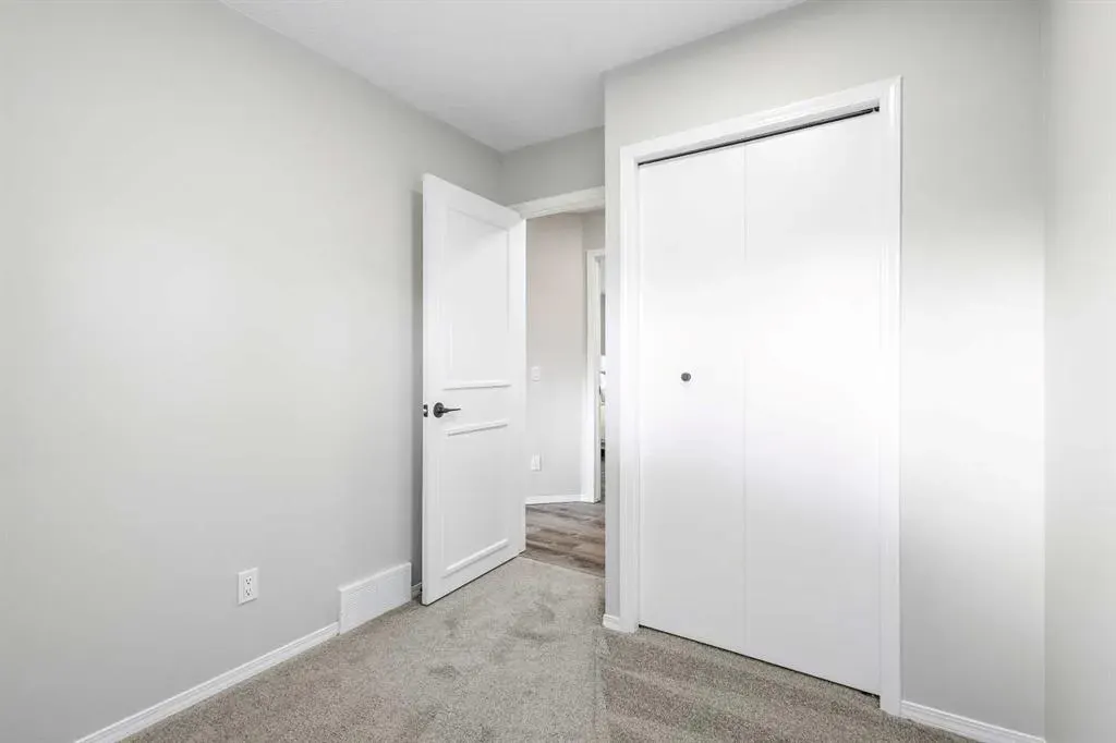 72 Christie Park Hill SW