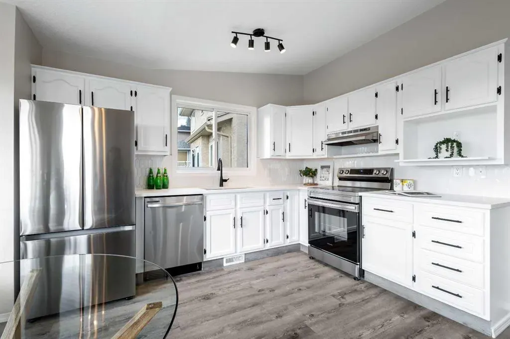 72 Christie Park Hill SW