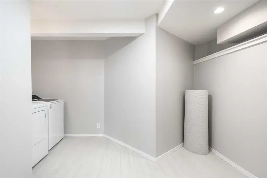 72 Christie Park Hill SW
