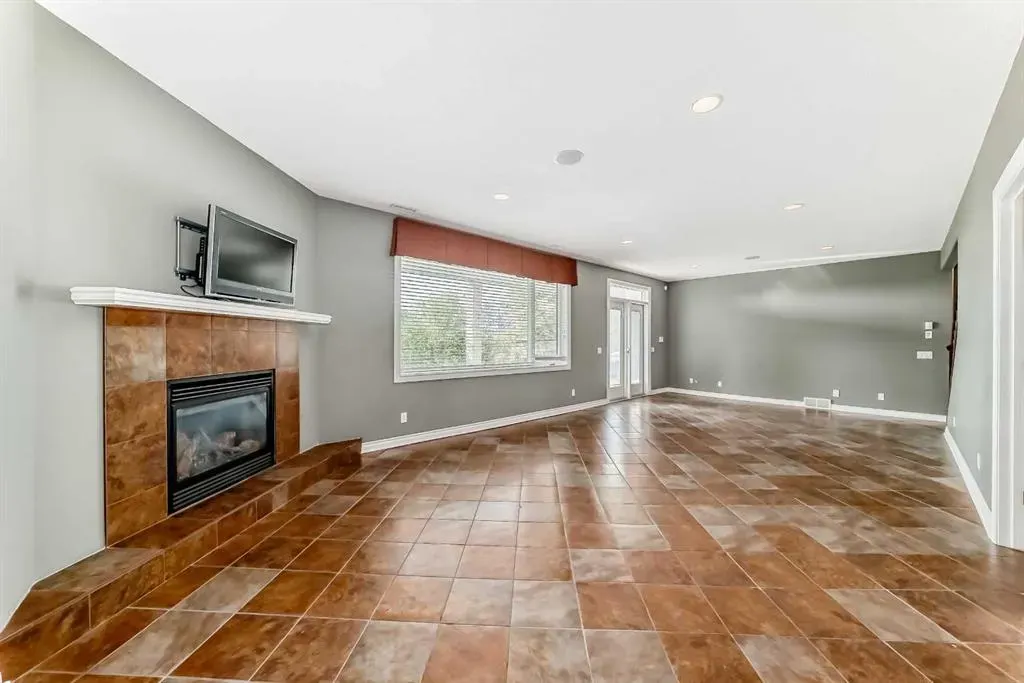 59 Elysian Crescent SW