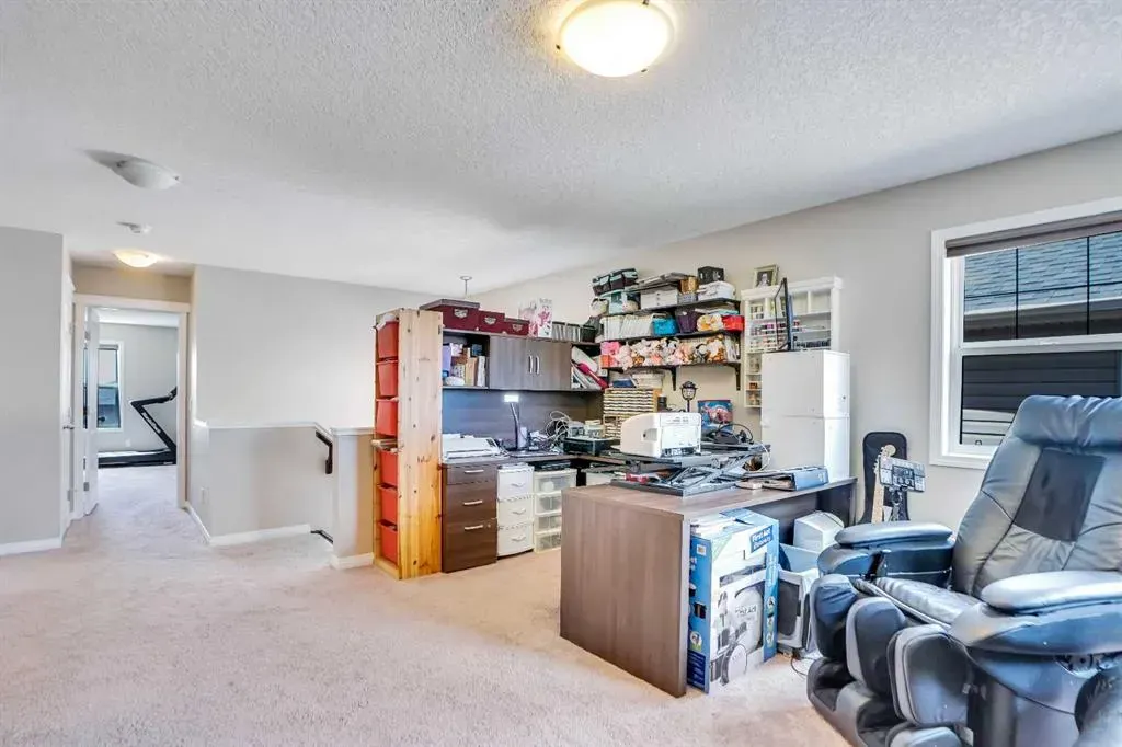 19 Hillcrest Link SW