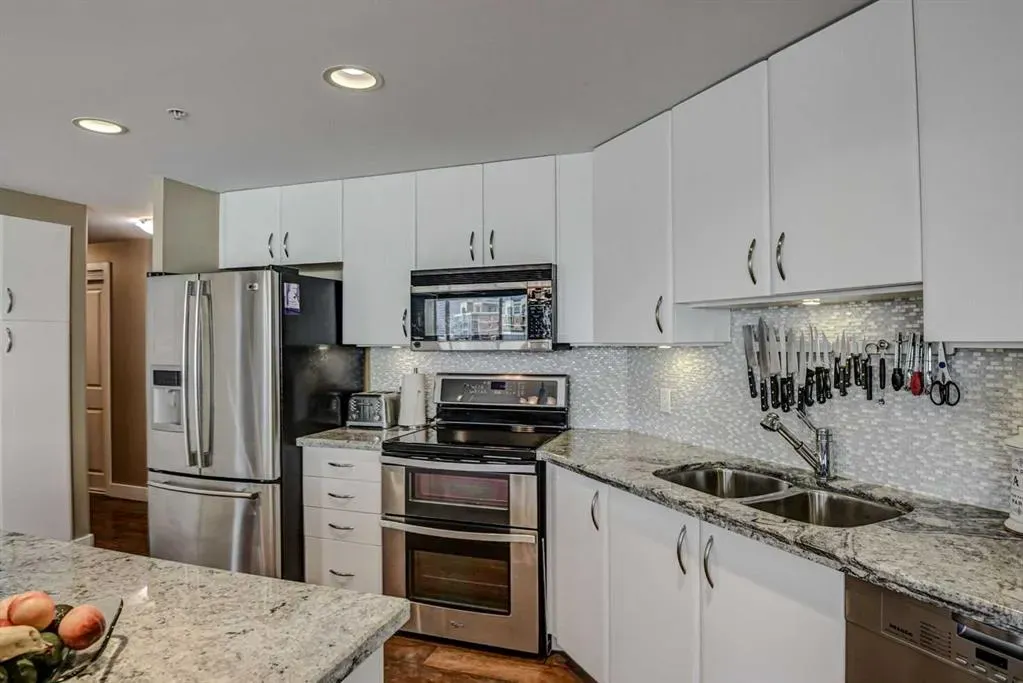 1078 6 Avenue SW, #2401