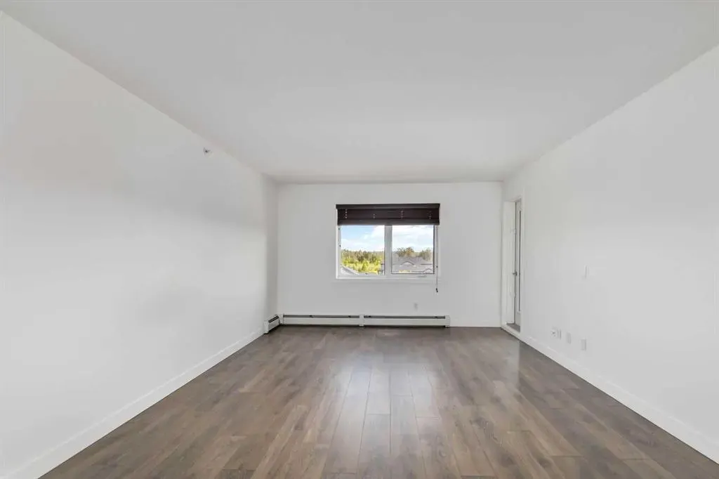 115 Denholm Gate, #409