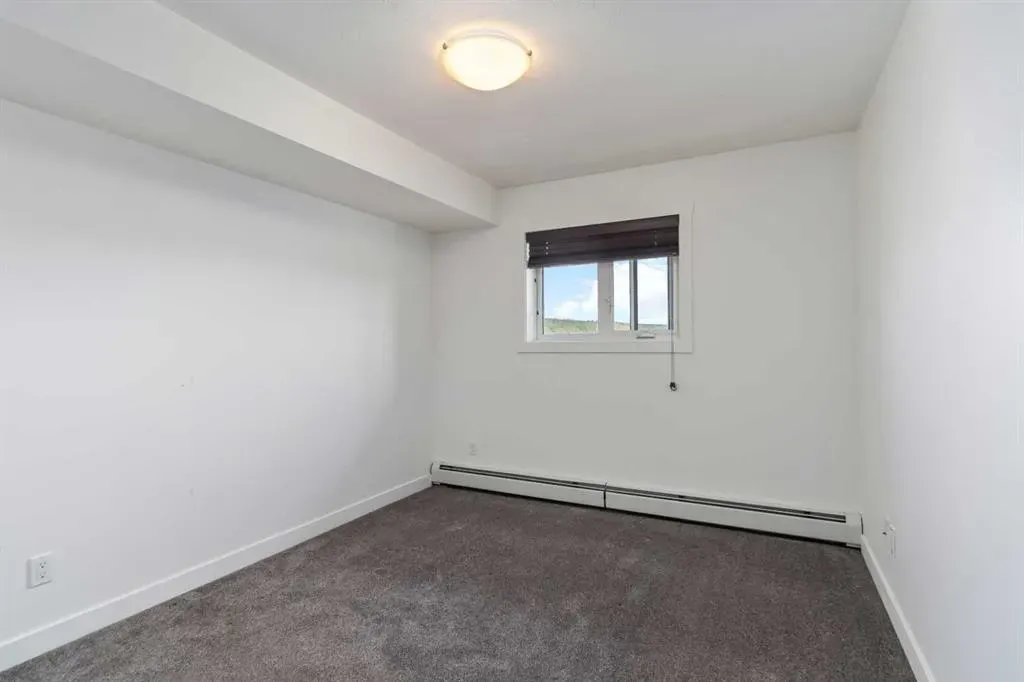 115 Denholm Gate, #409