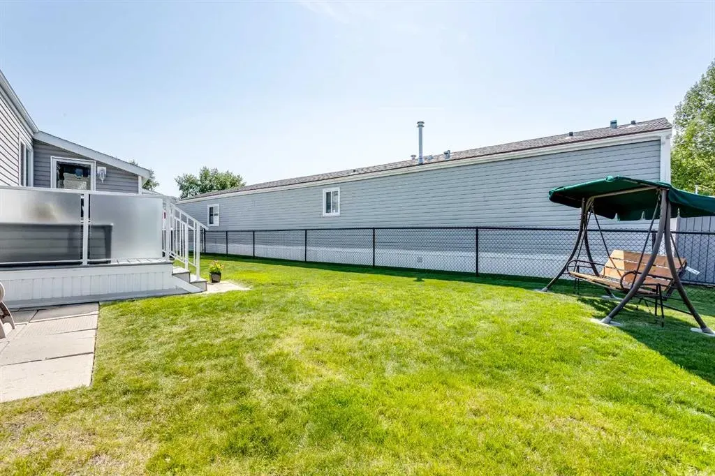 99 Arbour Lake Road NW, #264