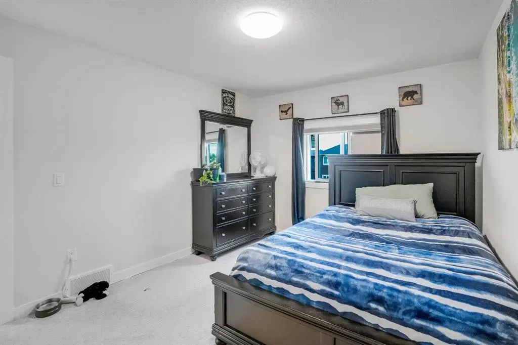 28 Midtown Close SW