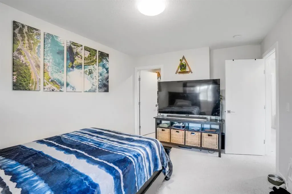 28 Midtown Close SW