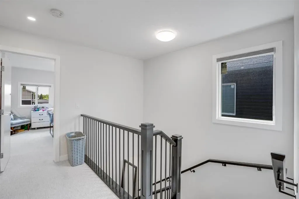 28 Midtown Close SW