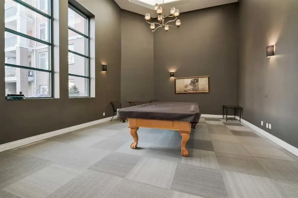60 24 Avenue SW, #210