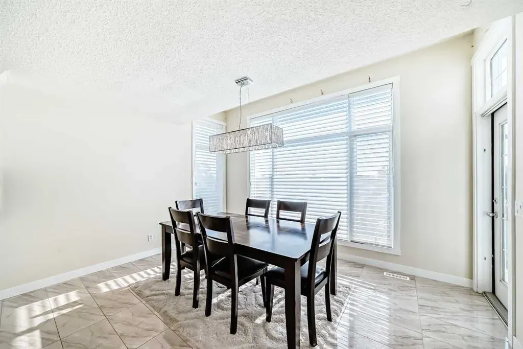 41 Covette Bay NE