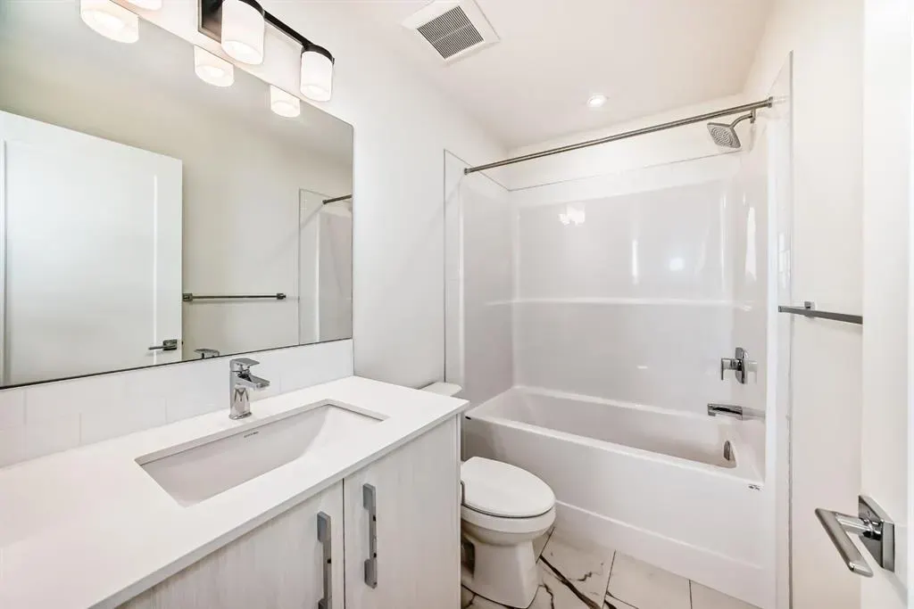 434 Carringvue Grove NW