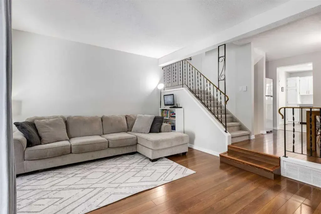 1111 Canterbury Drive SW, #4
