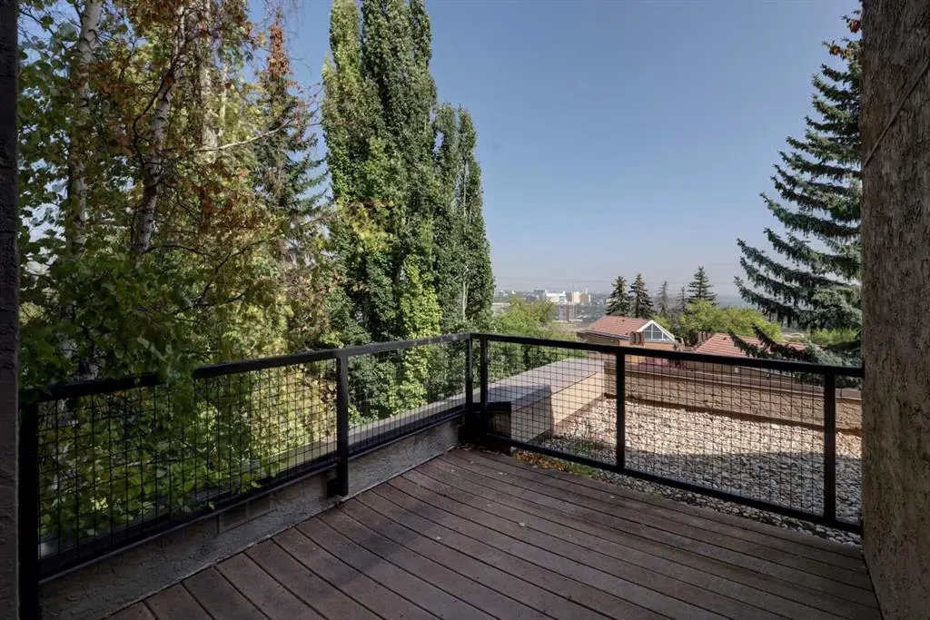 226 Village Terrace SW, #8