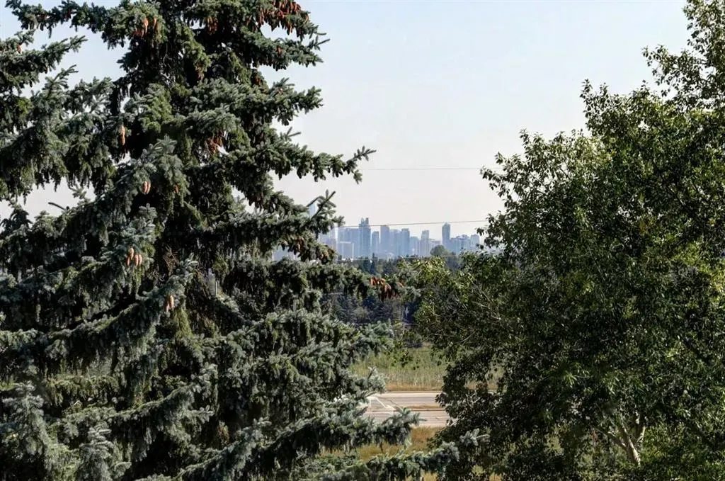 226 Village Terrace SW, #8