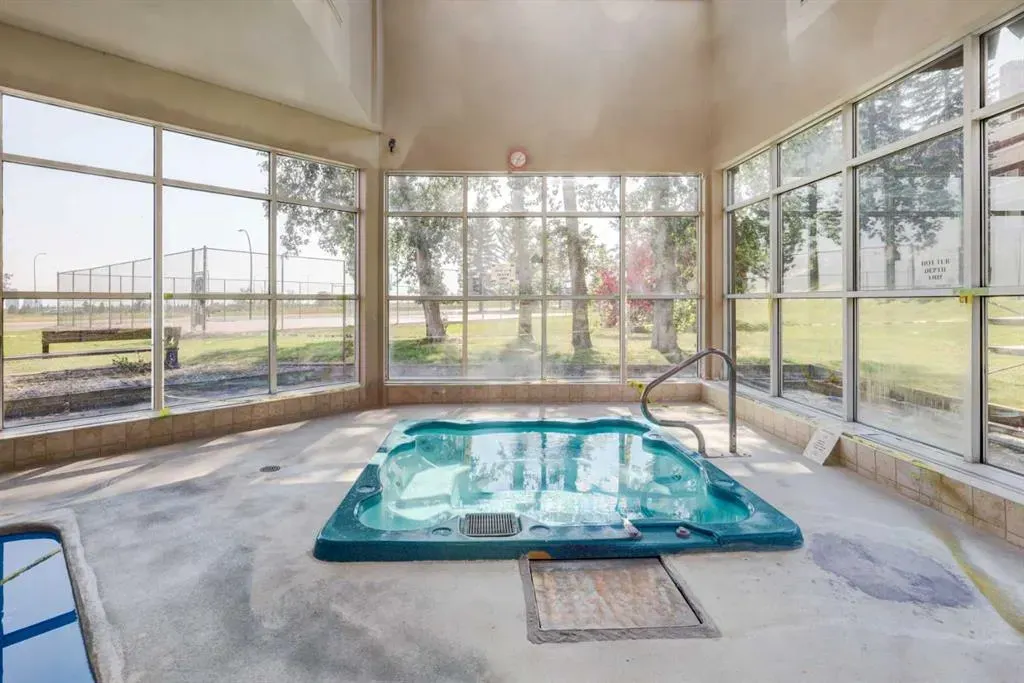 226 Village Terrace SW, #8