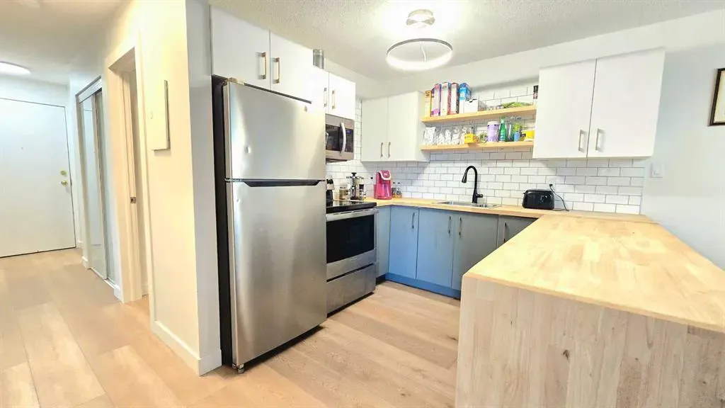4200 Forestry Avenue S, #208