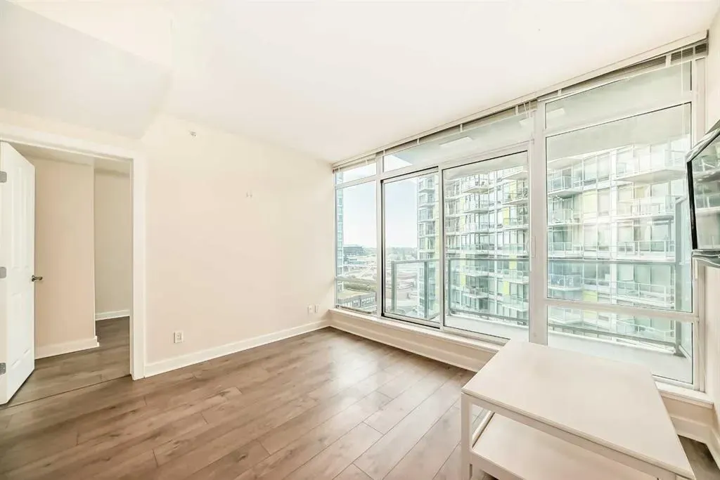 10 brentwood Common NW, #810