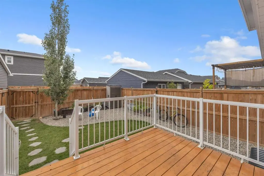 145 Red Sky Way NE