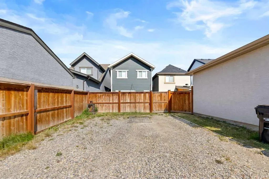 53 Masters Crescent SE