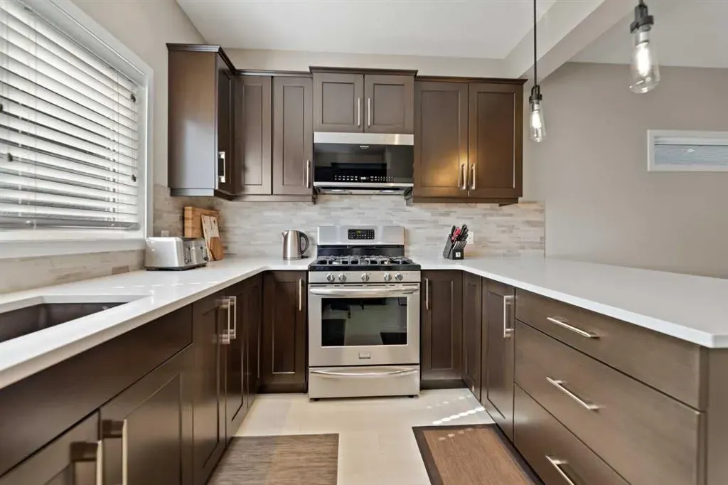 53 Masters Crescent SE