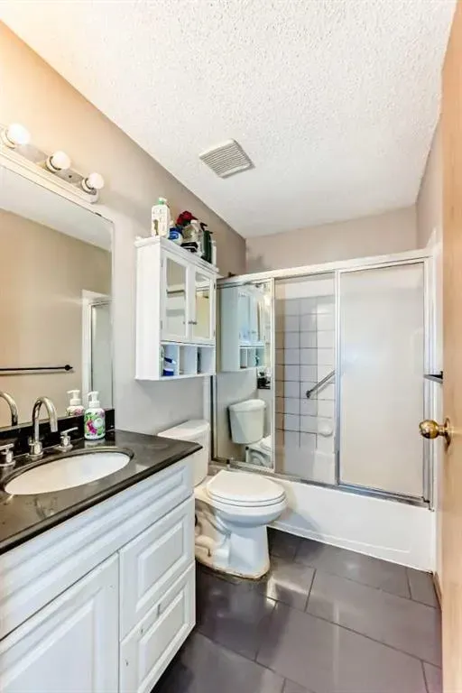 11 Martinwood Road NE