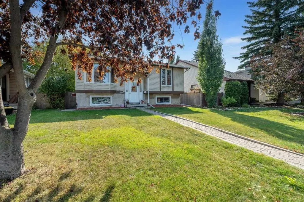 1205 Meadowbrook Drive SE