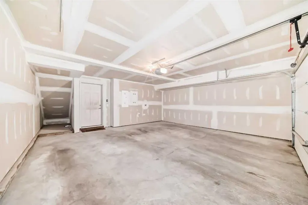 59 Nolanlake Cove NW