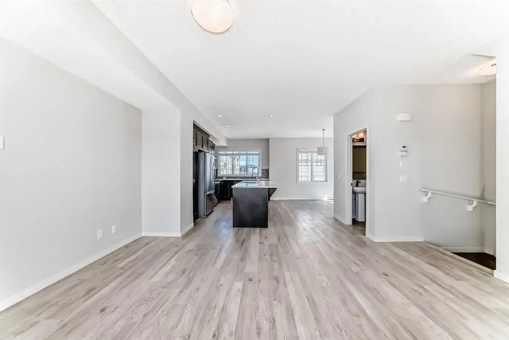 59 Nolanlake Cove NW