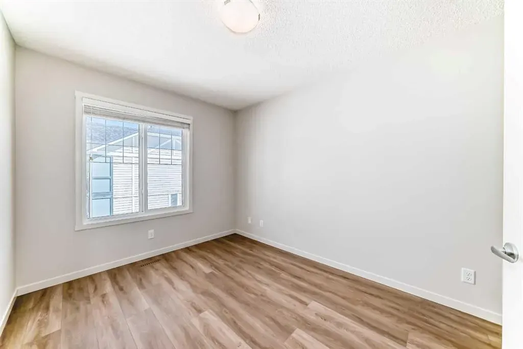 59 Nolanlake Cove NW