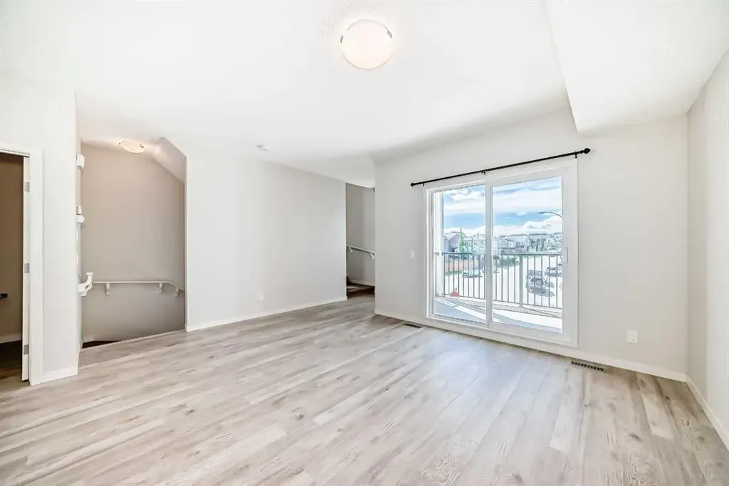 59 Nolanlake Cove NW