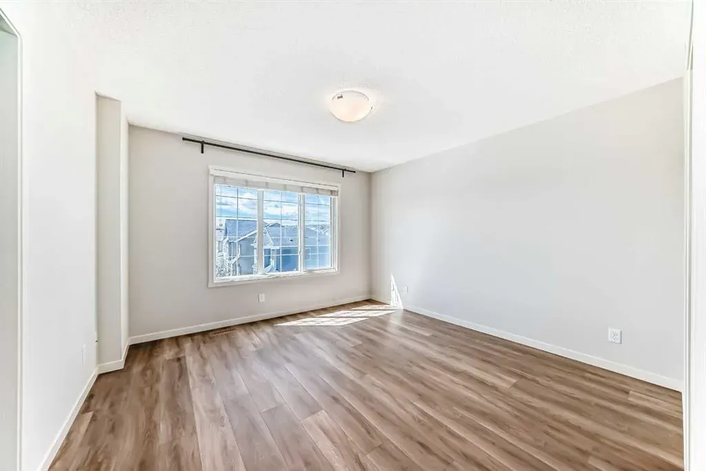 59 Nolanlake Cove NW