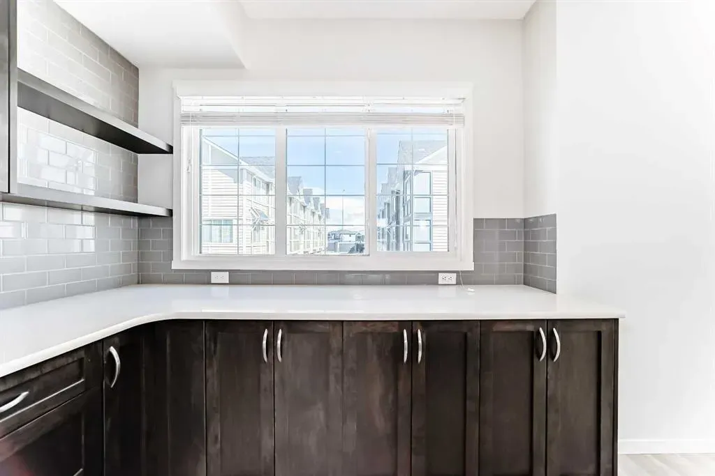 59 Nolanlake Cove NW