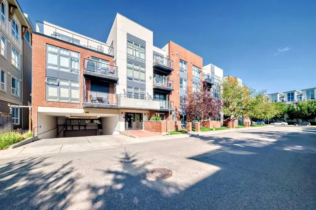 725 4 Street NE, #104